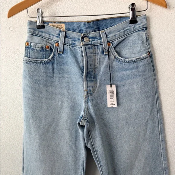 Levi's Women's Sz 24 501 90's Ever Afternoon Light Wash Straight Leg Loose Fit - Picture 3 of 12